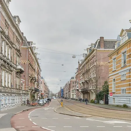 Amstelbnb Center アパート