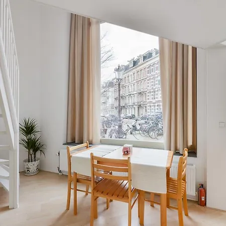 아파트 Amstelbnb Center 암스테르담
